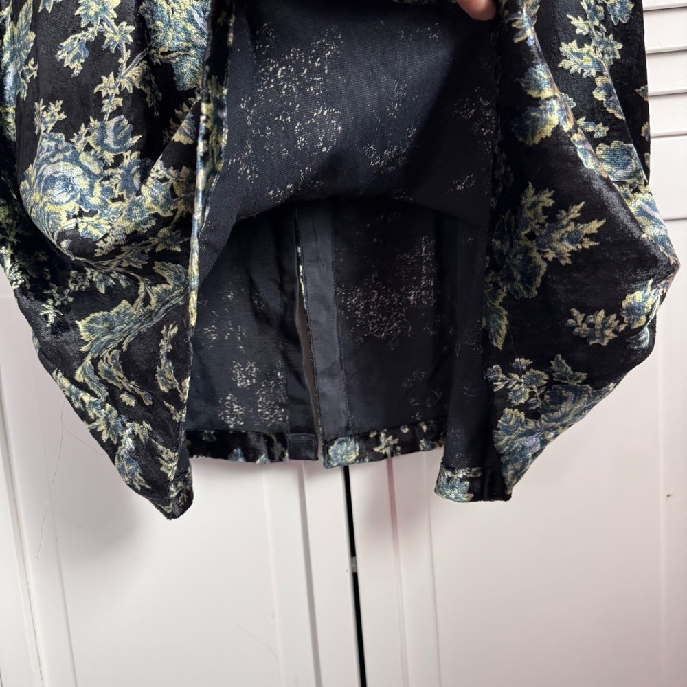 April Cornell Vintage Floral Velvet Short Sleeve Dress Black Cottagecore Medium - Picture 4 of 9